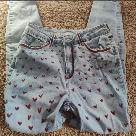No Boundaries Denim - No Boundaries Light Blue Jeans with Red Heart Pattern